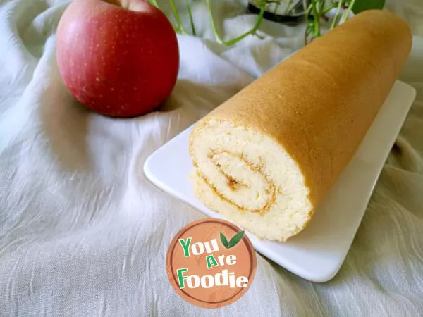 Apple Jam Cake Roll