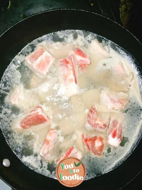 Baiyu spare ribs soup