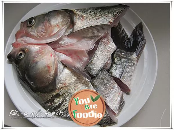 Authentic Hunan cuisine, without three bowls of rice, but the post - appetizer fish head with double pepper