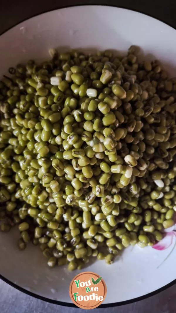 Mung bean and sago syrup