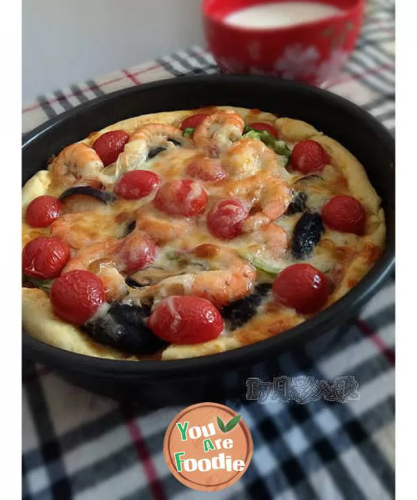 Seafood-supreme-pizza------make-your-own-pizza-with-enough-ingredients