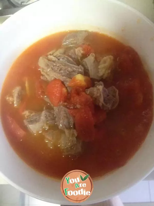 Tomato and beef brisket soup