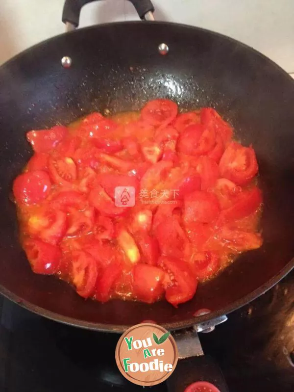 Tomato and beef brisket soup