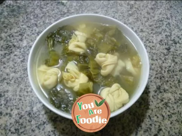 Thousand pieces of pickled cabbage in soup