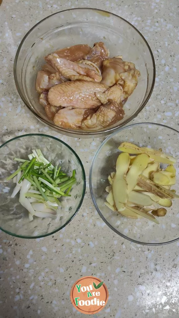 Stir fried Chicken with Ginger and Scallion