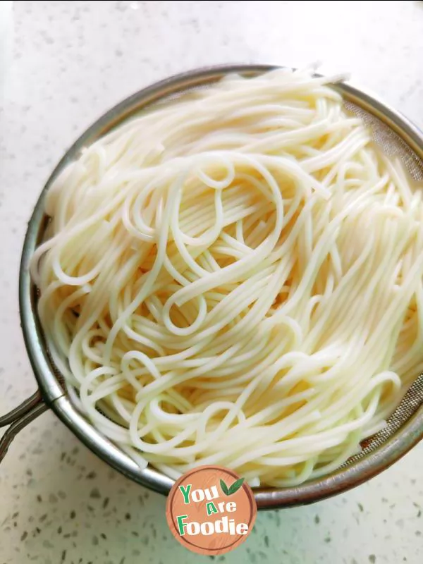 Noodles in beef broth