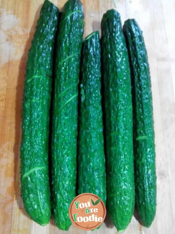 Sweet and sour coir raincoat cucumber