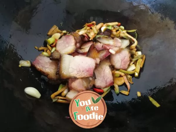 [Hunan] fried bacon with dried radish