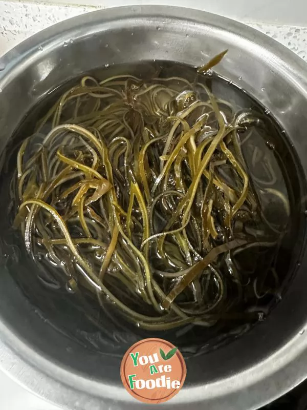 Sour and Spicy Shredded Kelp