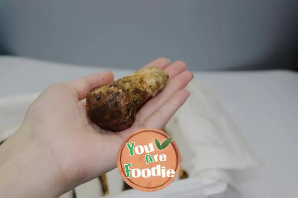 Fried Tricholoma matsutake with butter