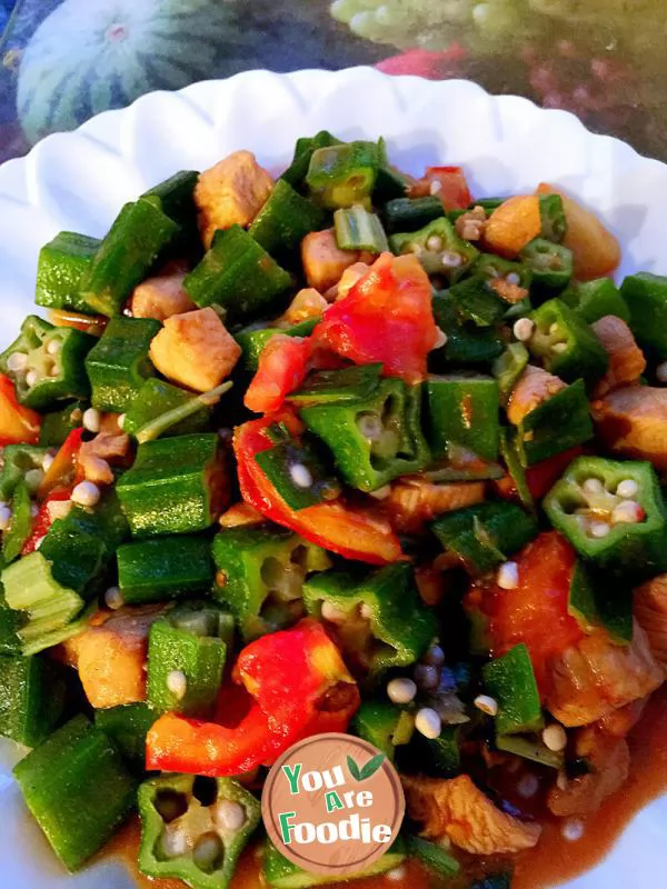 Fried diced chicken with okra