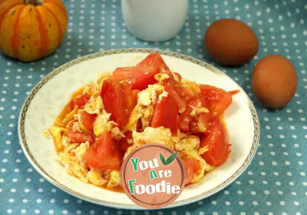 Scrambled egg with tomato