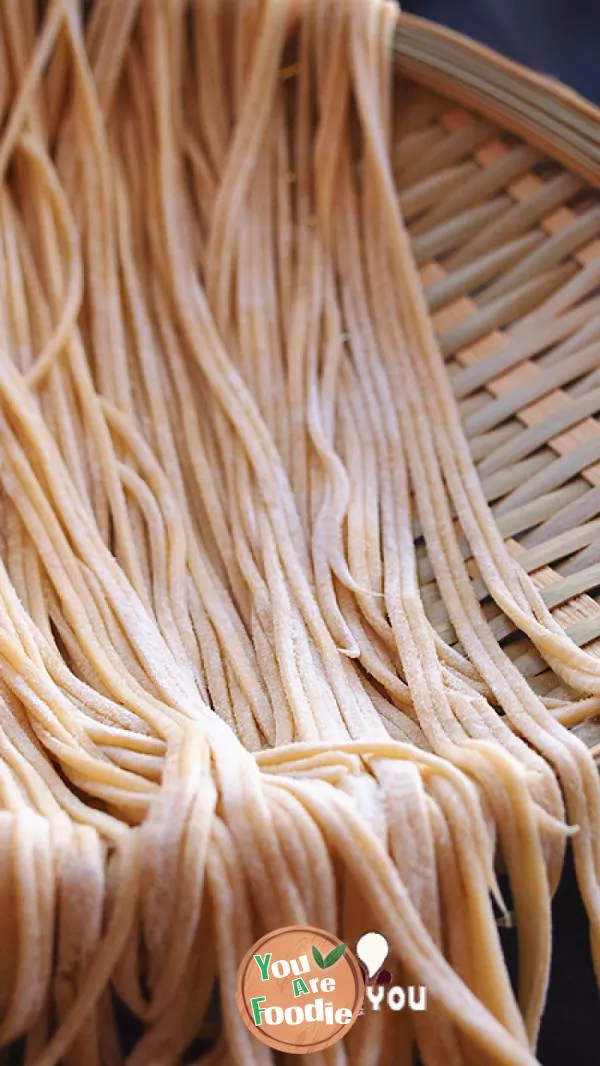 Bamboo noodles [making traditional noodles in simple steps]