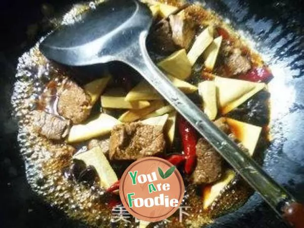 Braised beef with dried tofu