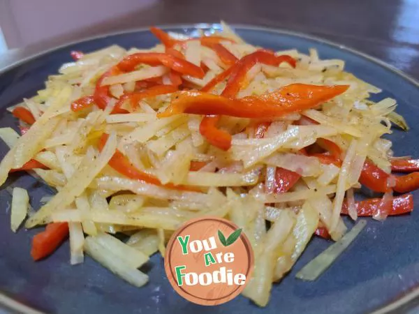 Fried Shredded Potatoes with Red Pepper