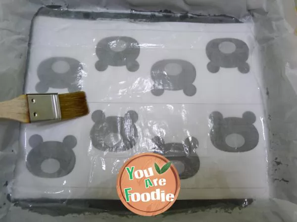 Cute bear cake roll