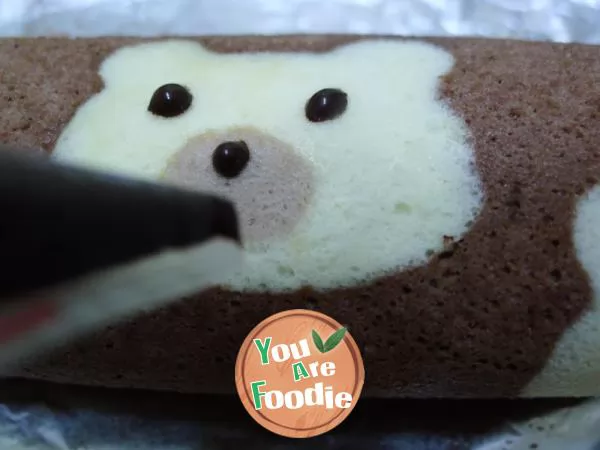 Cute bear cake roll