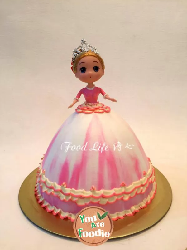 Skirt Barbie cake