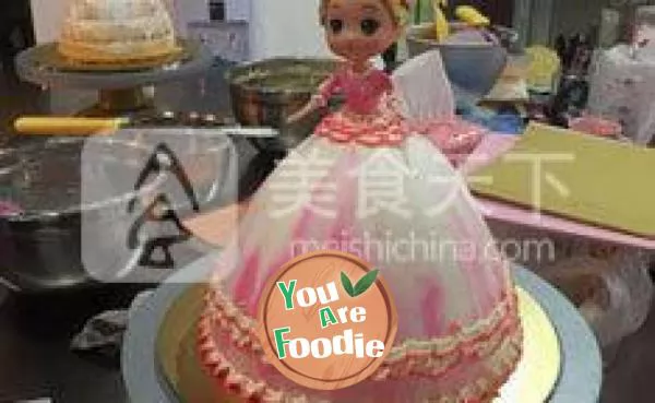 Skirt Barbie cake