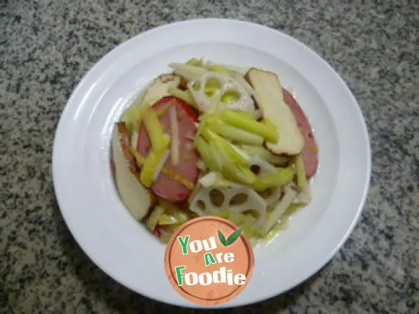 Stir fried red sausage with leek sprouts