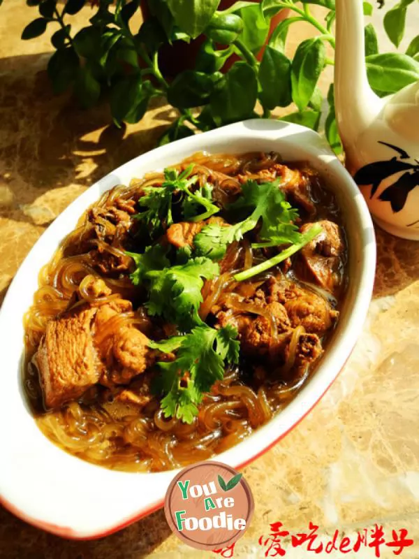 Chicken with vermicelli