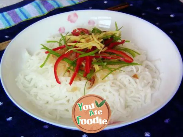 Jellyfish-and-shredded-radish