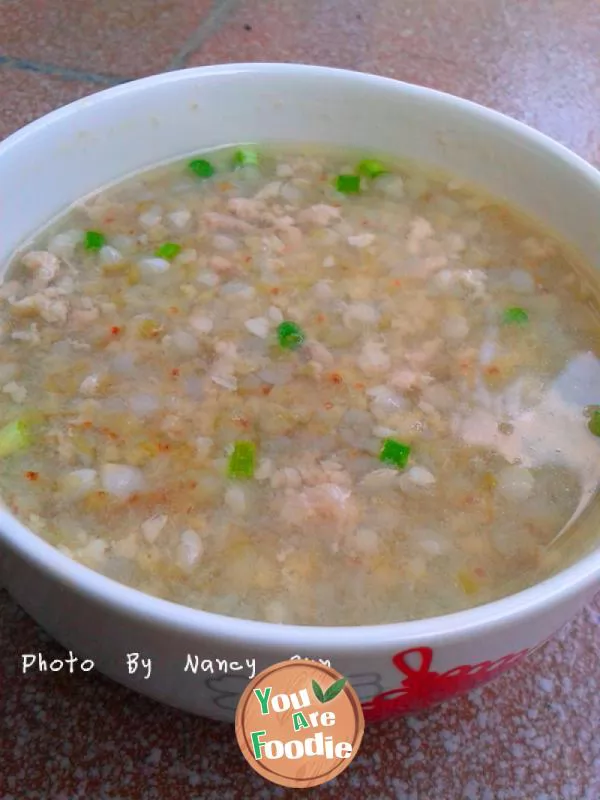 Buckwheat millet minced meat porridge