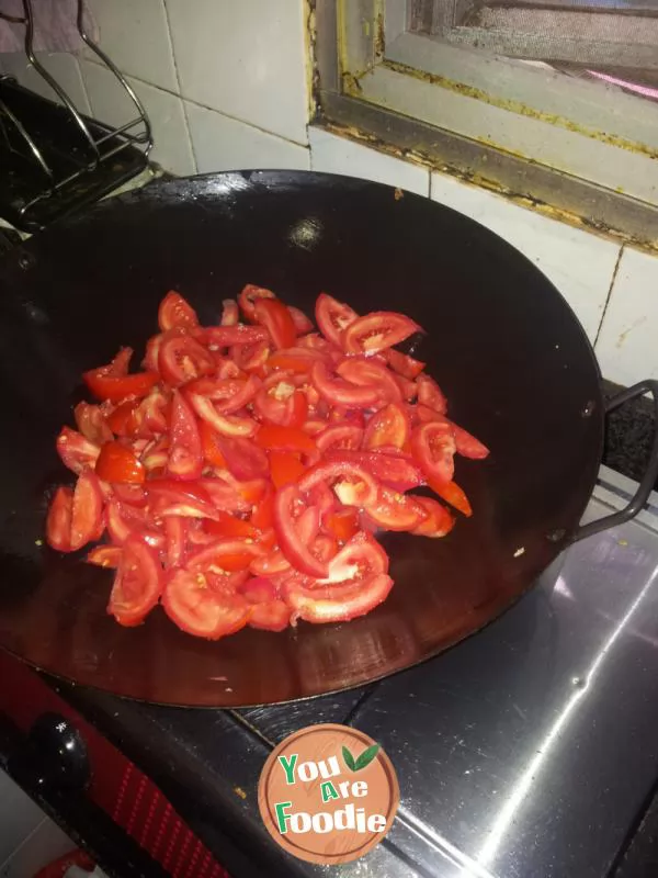 Tomato and egg soup