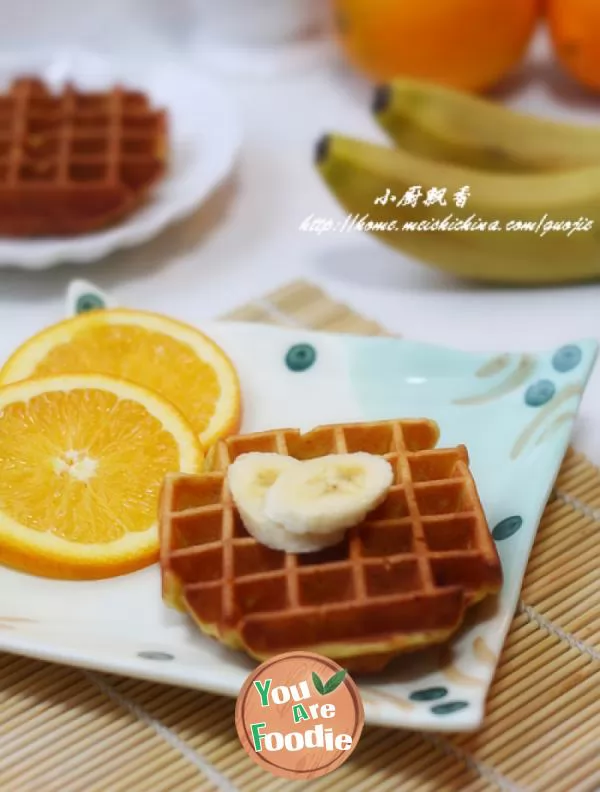 Banana waffles --- fruit snacks are more delicious