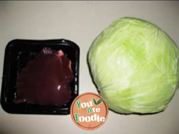 Cabbage and liver slices