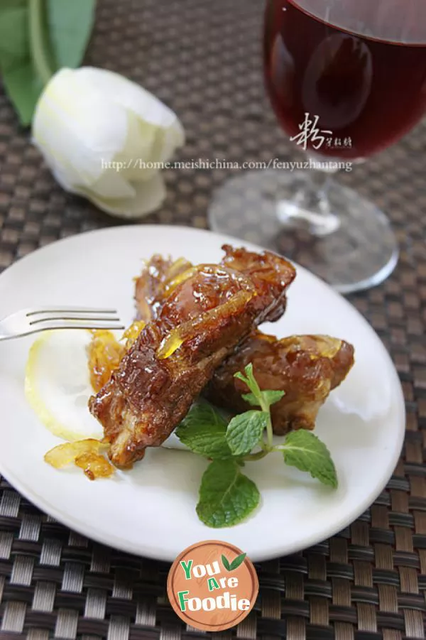 Skilfully-using-lemon-instead-of-sugar-to-stir-fry-sweet-ribs-with-lemon-and-grapefruit-sauce