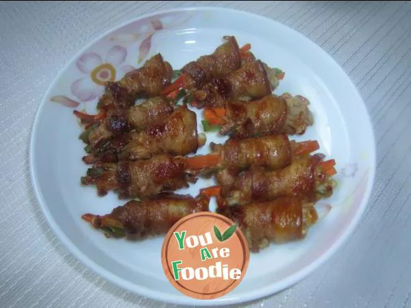 Fried pork rolls with Flammulina velutipes