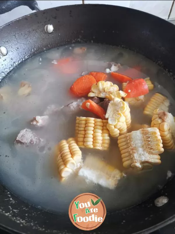 Potato and corn spareribs soup