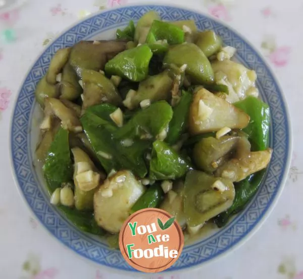 Sauteed-Potato,-Green-Pepper-and-Eggplant