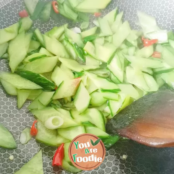 Fried egg with cucumber