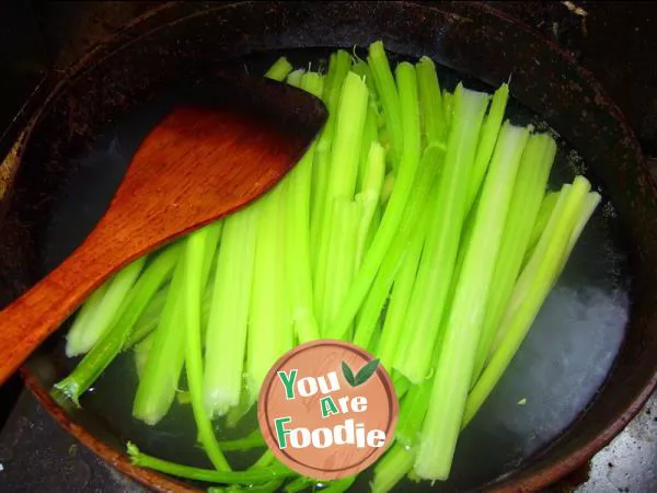 Delicious celery powder