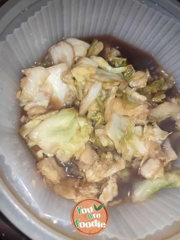 Stir-fried cabbage