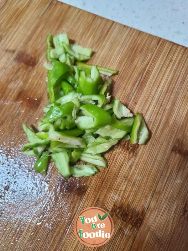 Fried bamboo shoots with onions