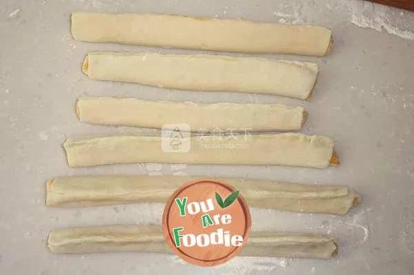 Steamed buns with patterns