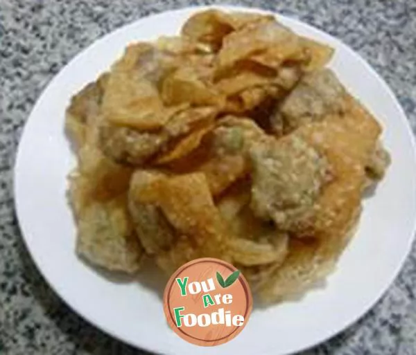 Fried wonton with mushroom and meat