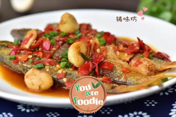 Braised wild fish in brown sauce