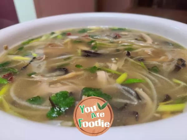 Hot and Sour Shredded Tripe Soup