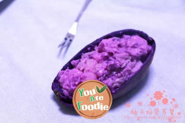 Purple potato salad boat