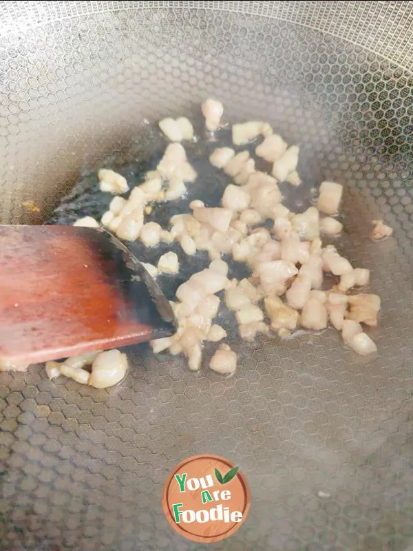 Fried towel gourd with dried beans