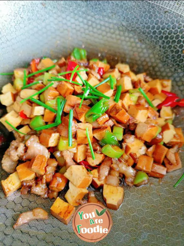 Fried towel gourd with dried beans