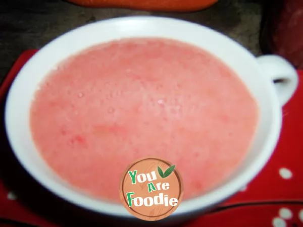 Heat clearing and pressure reducing honey tomato juice