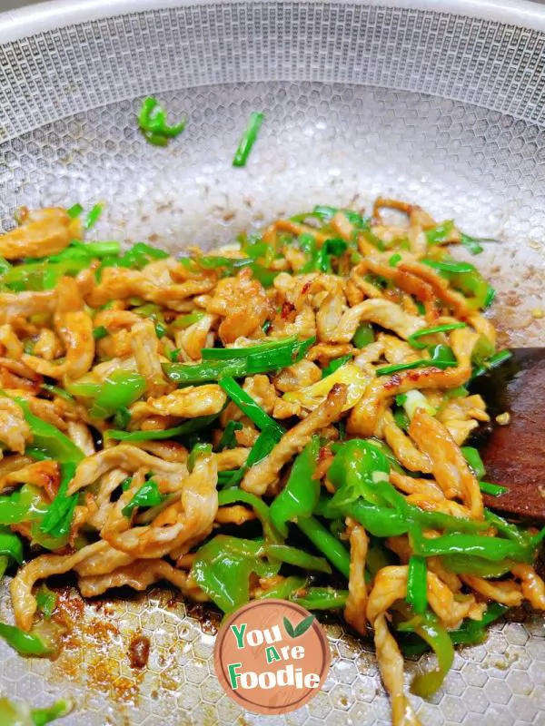 Sauteed Shredded Pork with Green Pepper