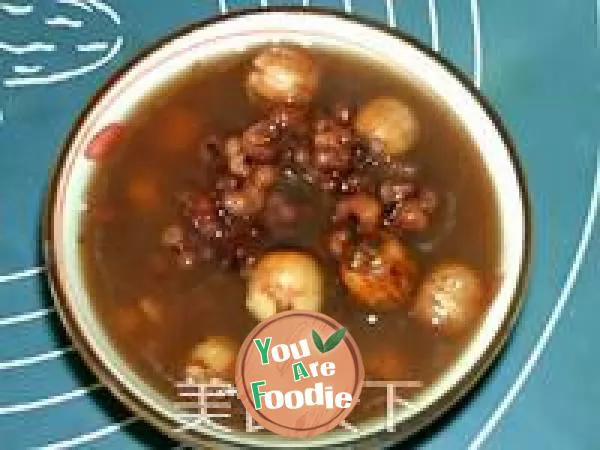 Red bean, Adlay and lotus seed porridge