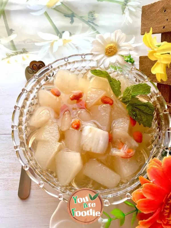 Lily,-Qizi-and-Pear-Sweet-Soup