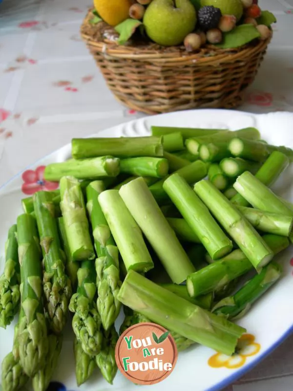 Shrimp with asparagus